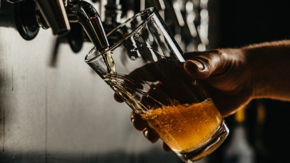 ALT: 블랙홀 호빠 내부 분위기 이미지